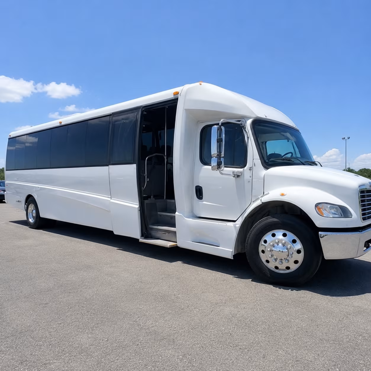 minibus rentals for foothill and vineyard wedding venues near visalia