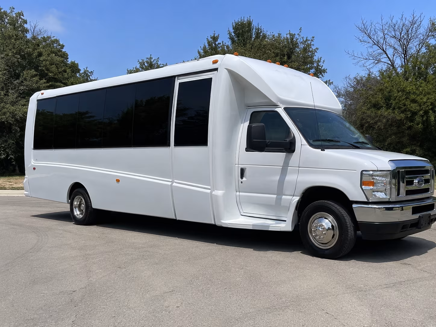 party buses for bachelorette nights and rehearsal dinner transportation in visalia
