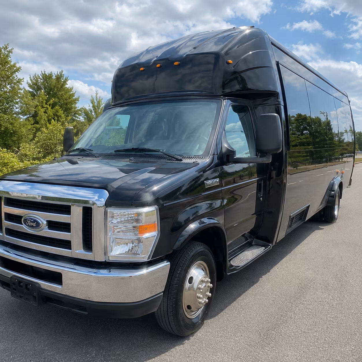 visalia party bus rental 2
